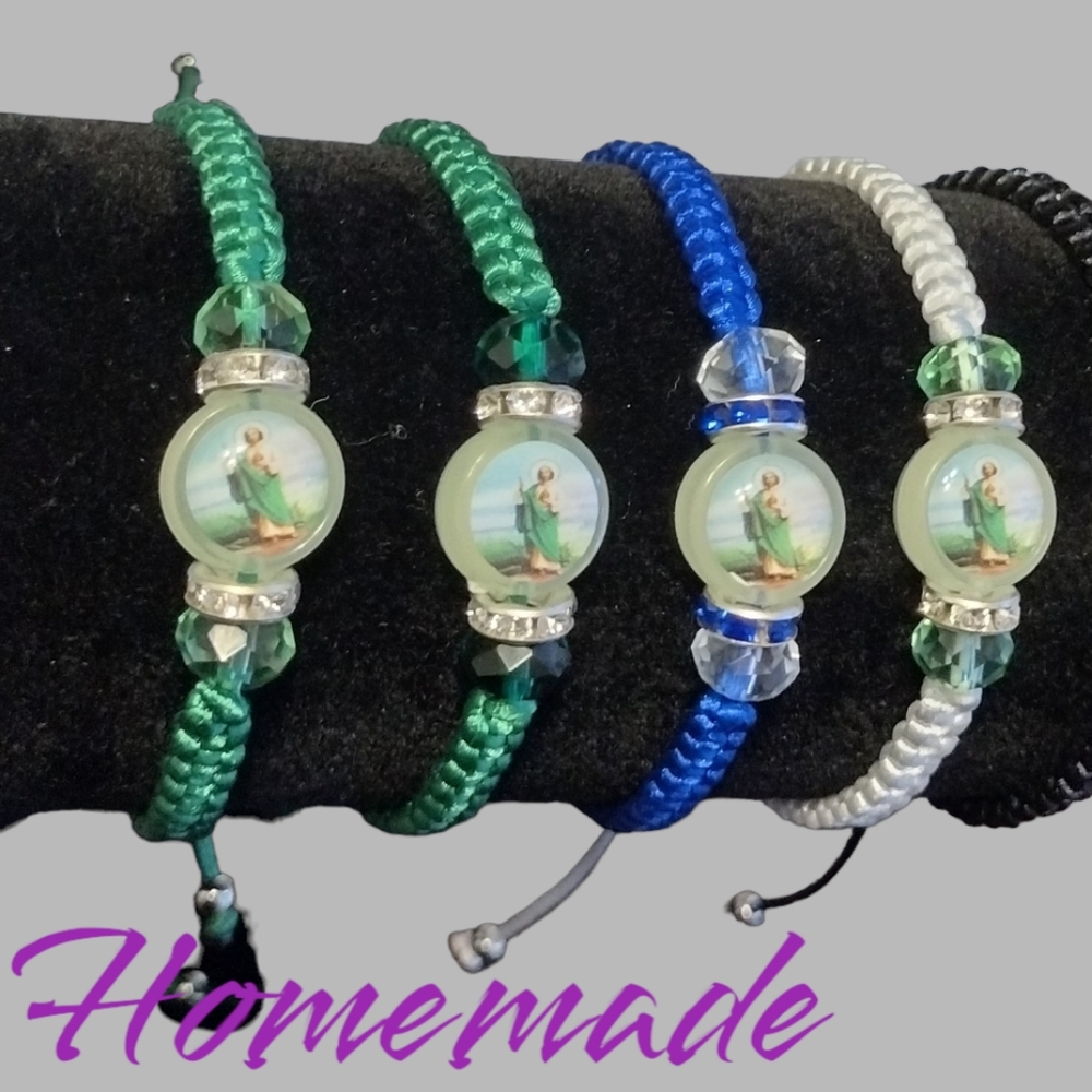 Homemade bracelets - Picture 3 of 3